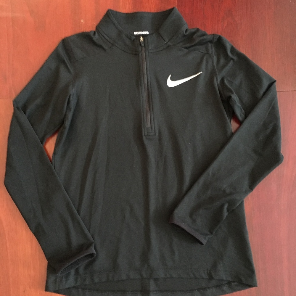 Nike Dry-Fit Boys 1/2 Zip - Size M